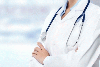 নারী চিকিৎসককে বাড়ি থেকে বের করে দিলেন মালিক