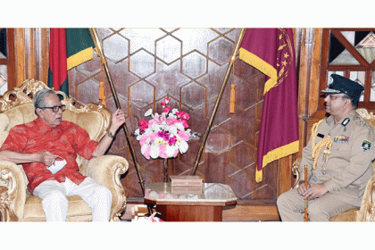 রাষ্ট্রপতির সাথে নবনিযুক্ত আইজিপির সৌজন্য সাক্ষাৎ