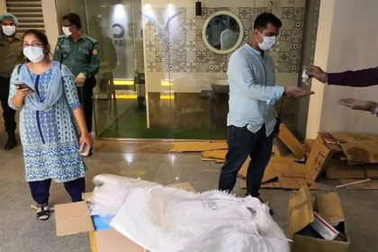 ঢাকা জেলা প্রশাসনের ত্রাণ তৎপরতা-মোবাইল কোর্ট পরিচালনা অব্যাহত