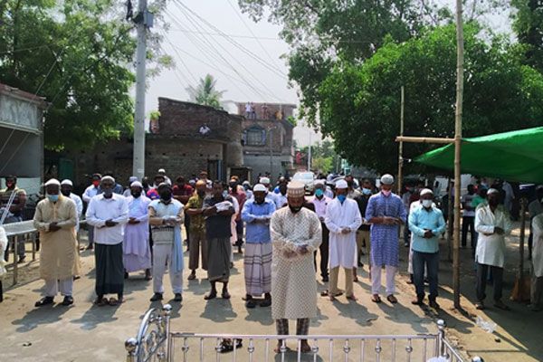 ক্রিকেটার ইমরুল কায়েসের পিতার দাফন সম্পন্ন 