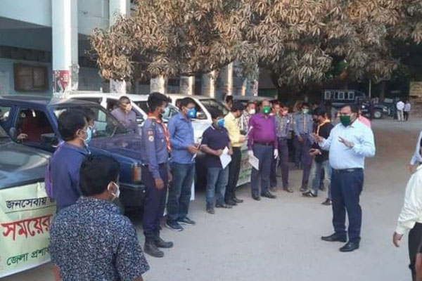 খাদ্য সহায়তায় ঠাকুরগাঁওয়ে চালু হল জেলা প্রশাসনের হটলাইন