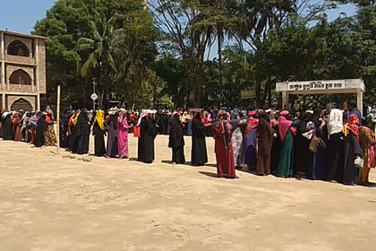 ব্রাহ্মণবাড়িয়ায় লকডাউন মানছে না কেউ