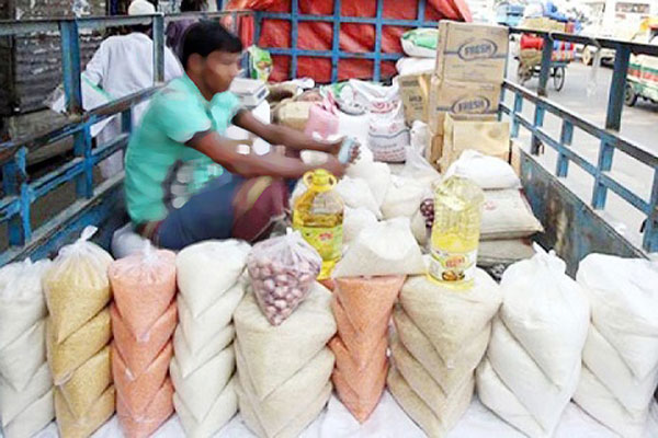 কুড়িগ্রামে টিসিবির ডিলার সংকট, বিপাকে ২০ হাজার নিম্ন আয়ের মানুষ