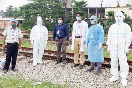 লাকসামে করোনা সচেতনতা ও চিকিৎসায় সাড়া জাগিয়েছে ‘র‌্যাপিড রেসপন্স টিম’