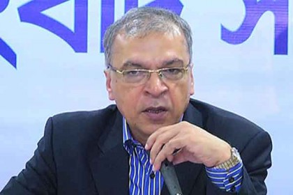 এন-৯৫ মাস্ক কেলেঙ্কারিতে জড়িতদের জবাবদিহির আওতায় আনার দাবি