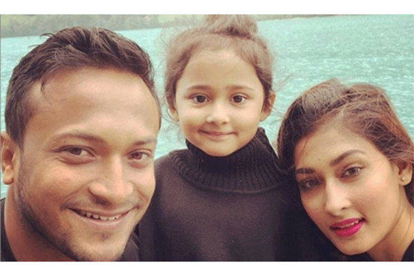 আবারও কন্যার বাবা হলেন সাকিব