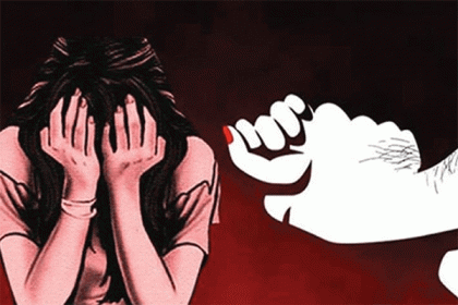 বাড়ি ফেরার পথে হাসপাতালের নারী কর্মীকে ধর্ষণ চেষ্টা