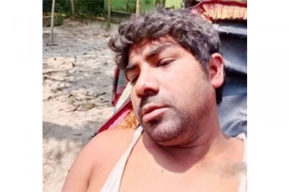 লাকসামে ফেসবুকে স্ট্যাটাস দেওয়ায় শিক্ষকের উপর হামলা, থানায় অভিযোগ

