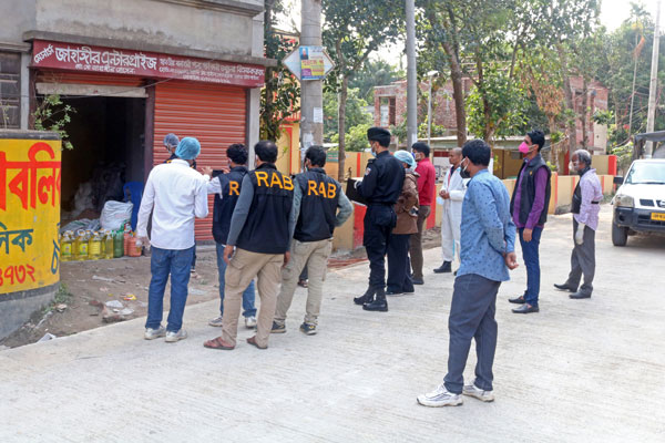 মির্জাপুরে টিসিবির পণ্যসহ র‌্যাবের হাতে আটক ডিলার কারাগারে