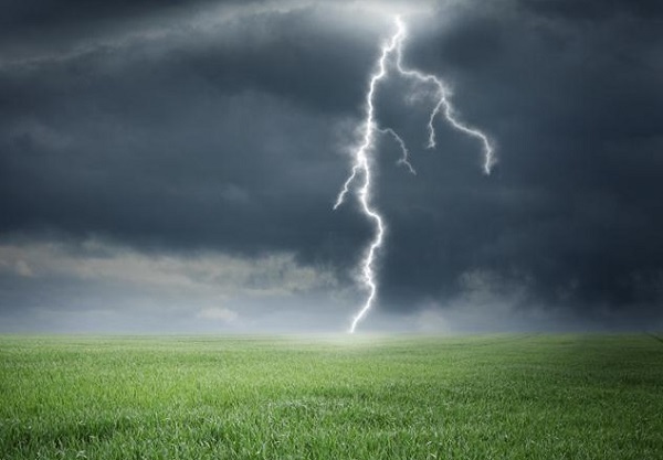 মহেশপুরে বজ্রপাতে স্কুলছাত্রের মৃত্যু