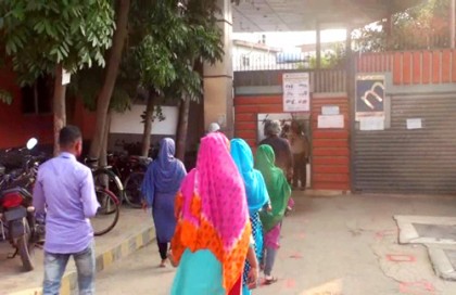 ভোগান্তি নিয়ে কর্মস্থলে ফিরছেন গাজীপুরের শ্রমিকরা, কাজে যোগ দিয়েছেন অনেকে