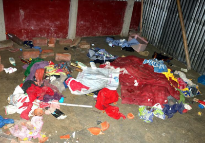 নাসিরনগরে সংঘর্ষে যুবকের মৃত্যু, আসামির বাড়িতে চলছে লুটপাট