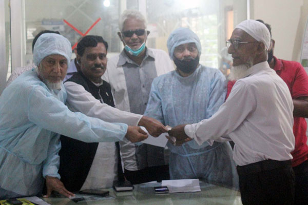 টাঙ্গাইলে আইনজীবী সমিতির সদস্যদের সুদমুক্ত ঋণ প্রদান