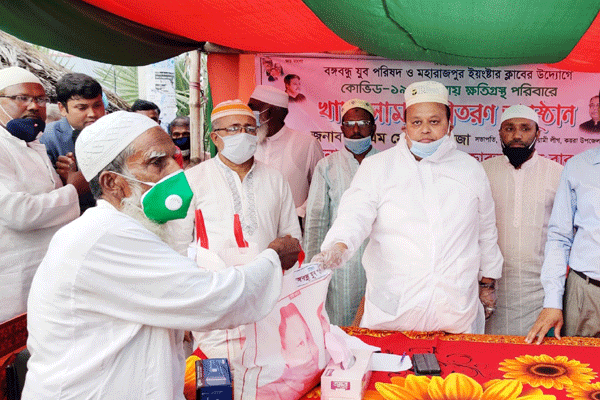 খুলনায় কর্মহীন পরিবারকে খাদ্য সহায়তা

