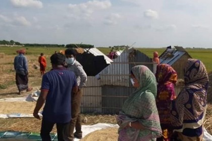 নির্জন হাওরে কোয়ারেন্টাইন, পুলিশের হস্তক্ষেপে বাড়ি ফিরল ১৭ পরিবার