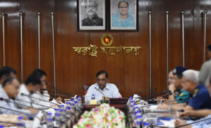 গার্মেন্টে কাজ করার সুযোগ পাচ্ছেন না ঢাকার বাইরের শ্রমিকরা