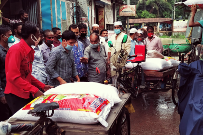 বাগেরহাটে বিএনপির খাদ্য সহায়তা