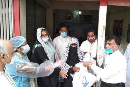 রায়পুরে ১০ হাজার দরিদ্র পরিবারে ত্রাণ বিতরণ
