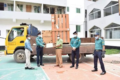 মির্জা আজম এমপির প্রচেষ্টায় জামালপুরে করোনা পরীক্ষার মেশিন