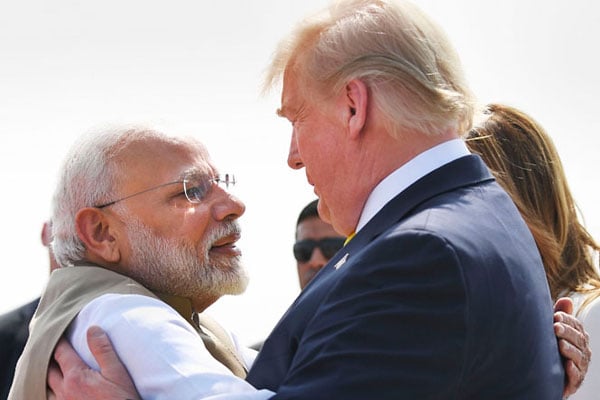 যে কারণে মোদিকে আনফলো করেছে হোয়াইট হাউজ
