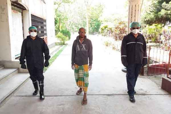 দিনাজপুরে গুজব সৃষ্টির অভিযোগে যুবক আটক