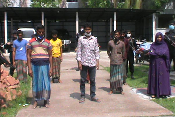 পটুয়াখালীতে ৬৫ হাজার পিস ইয়াবা উদ্ধার, নারীসহ গ্রেফতার ৮