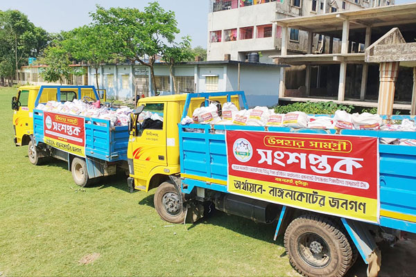 নাঙ্গলকোটে আর্তমানবতার সেবায় তৎপর ‘সংশপ্তক’
