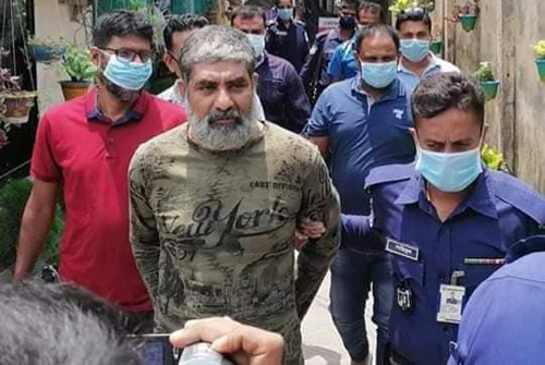 সাংবাদিক কাজলকে বেনাপোল বন্দর থানায় হস্তান্তর