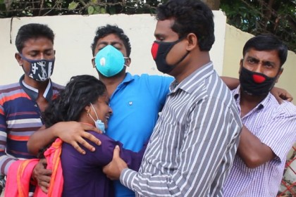 আধিপত্য বিস্তার নিয়ে মুদি দোকানিকে পিটিয়ে হত্যা