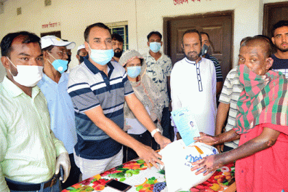 বগুড়ায় ১০ টাকা দরের চাল পাচ্ছে ৩১ হাজার ৮০০ জন 

