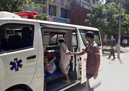 করোনা জয় করে হাসপাতাল ছেড়ে বাড়ি ফিরলেন সেই বাবা-ছেলে