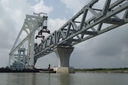 দৃশ্যমান হল পদ্মা সেতুর ৪ হাজার ৩ শ' ৫০ মিটার