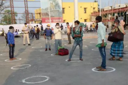 মুম্বাইয়ে ১৪৪ ধারা জারি, না মানলে ৬ মাসের জেল