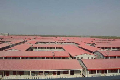 নারী-শিশুসহ ২৯ রোহিঙ্গাকে ভাসানচরে স্থানান্তর