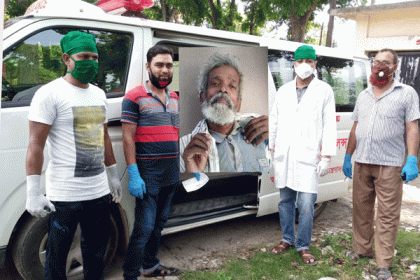 বেড়ায় ফেলে যাওয়া বৃদ্ধ করোনায় আক্রান্ত নন, মানসিক হাসপাতালে ভর্তি

