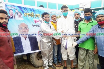৭ হাজার পরিবারকে বিএনপি নেতা শেখ মুজিবুর রহমান ইকবালের খাদ্য সহায়তা