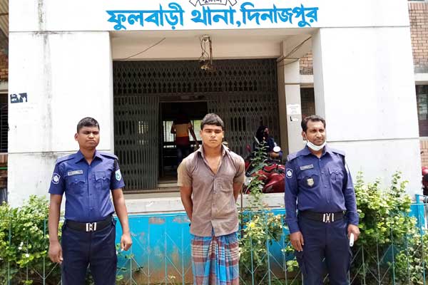 গালমন্দ করায় ভাতিজাকে গলাটিপে হত্যা, চাচা আটক 