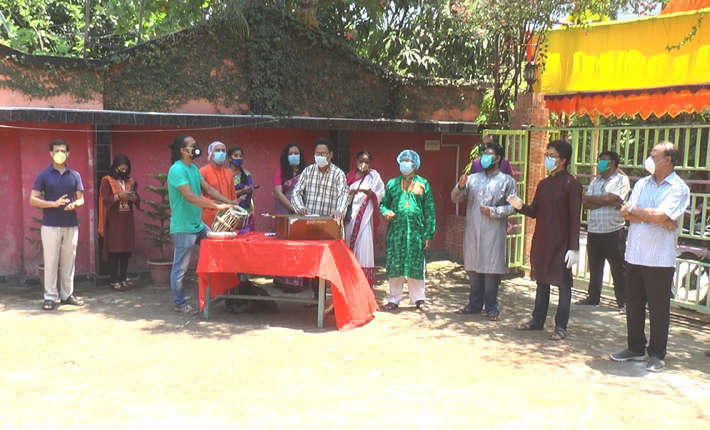 বরিশালে সংক্ষিপ্ত আয়োজনে রবীন্দ্রনাথ ঠাকুরের জন্মবার্ষিকী পালিত