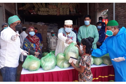 ২৫০০ পরিবারকে খাদ্য সহায়তা দিল সারাহ্ সুপার 