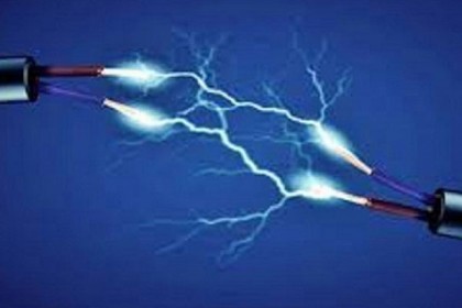 ভালুকায় বিদ্যুতায়িত হয়ে ট্রাক চালক ও হেলপার নিহত