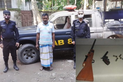 
ভোলায় ২টি অস্ত্রসহ শীর্ষ সন্ত্রাসী
বাদশা র‌্যাবের হাতে আটক