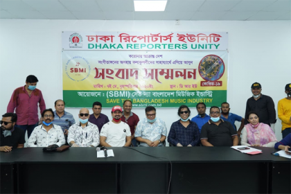 শিল্পীরা রাস্তায় নেমে অসহায়ত্বের কথা প্রকাশ করতে পারছে না: হাসান