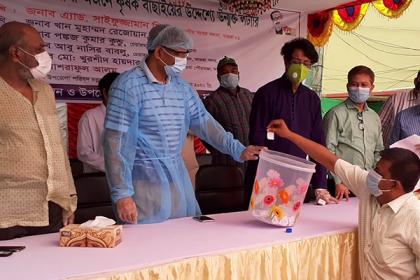 মাগুরায় ধান ক্রয়ের লক্ষ্যে উন্মুক্ত লটারিতে কৃষক নির্বাচন