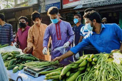 চবি ছাত্রলীগের উদ্যোগে 'ফ্রি সবজি বাজার'