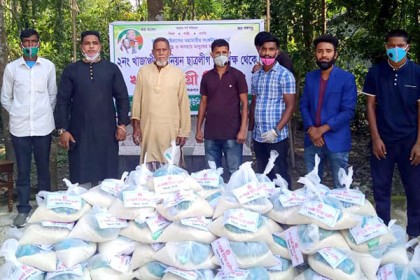 বিশ্বনাথে ছাত্রলীগের খাদ্য সামগ্রী বিতরণ