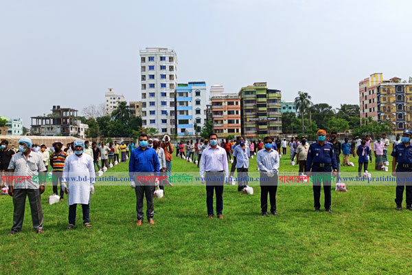 ইমাম ও পরিবহন শ্রমিকরা পেলেন খাদ্য সহায়তা
