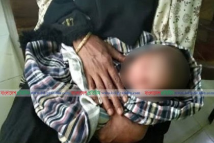 রায়পুরে সুপারি বাগান থেকে নবজাতক উদ্ধার