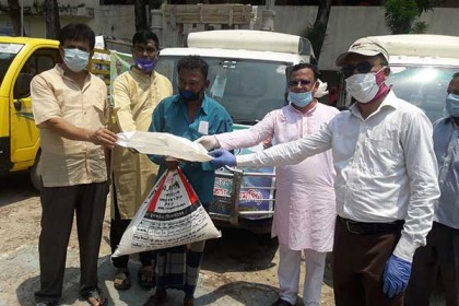 নোয়াখালীতে ২৫ হাজার পরিবারে এমপি ইব্রাহিমের ঈদ উপহার 