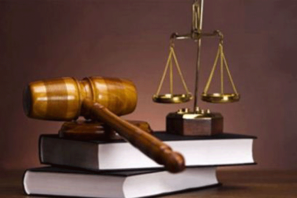 দিনাজপুরে চিকিৎসকের বিরুদ্ধে তরুণীর ধর্ষণ মামলা

