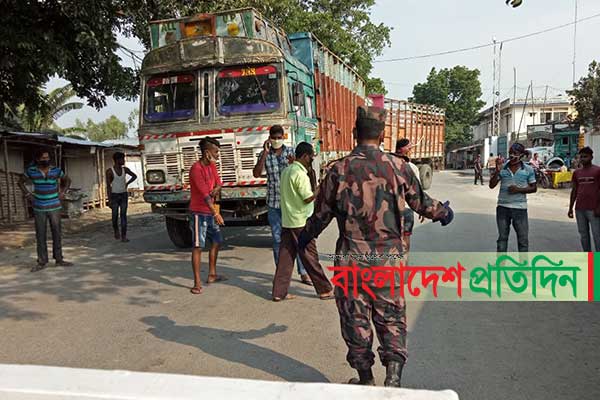 ৩৮ দিন পর ৬১ ট্রাকচালক ফিরল ভারতে 